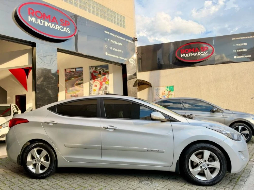 Hyundai Elantra GLS 2.0 16V Flex Aut.
